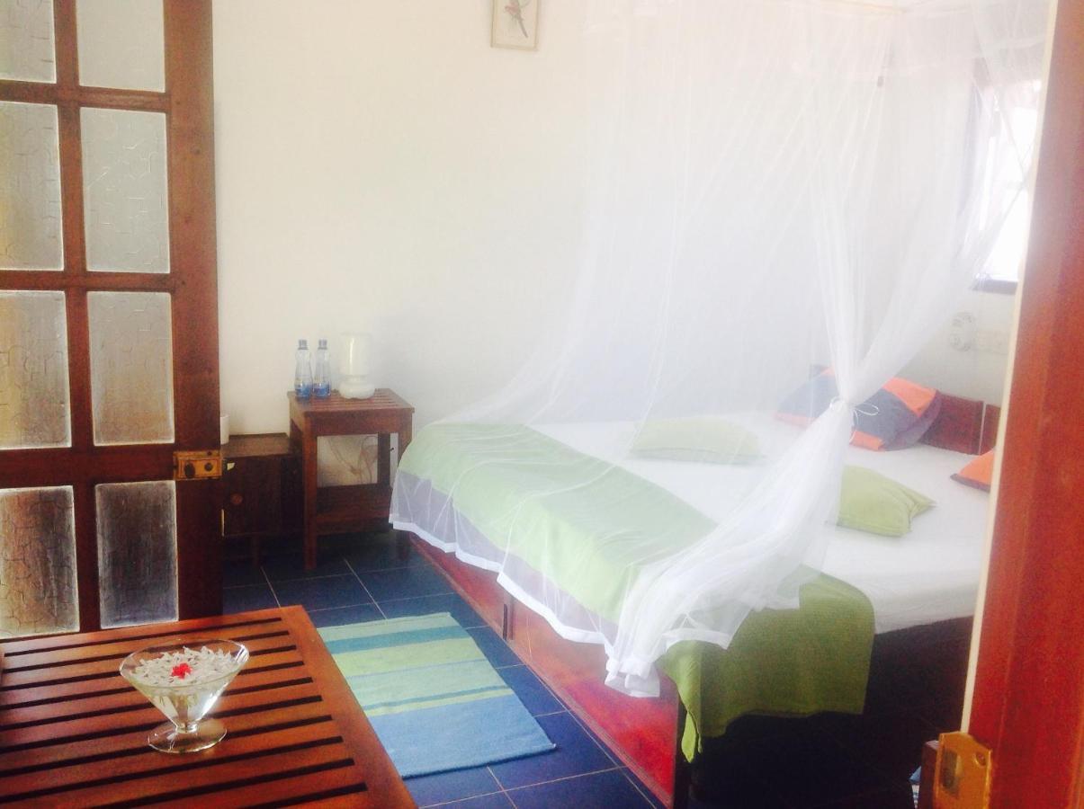 Samans Guesthouse Тангалла Экстерьер фото