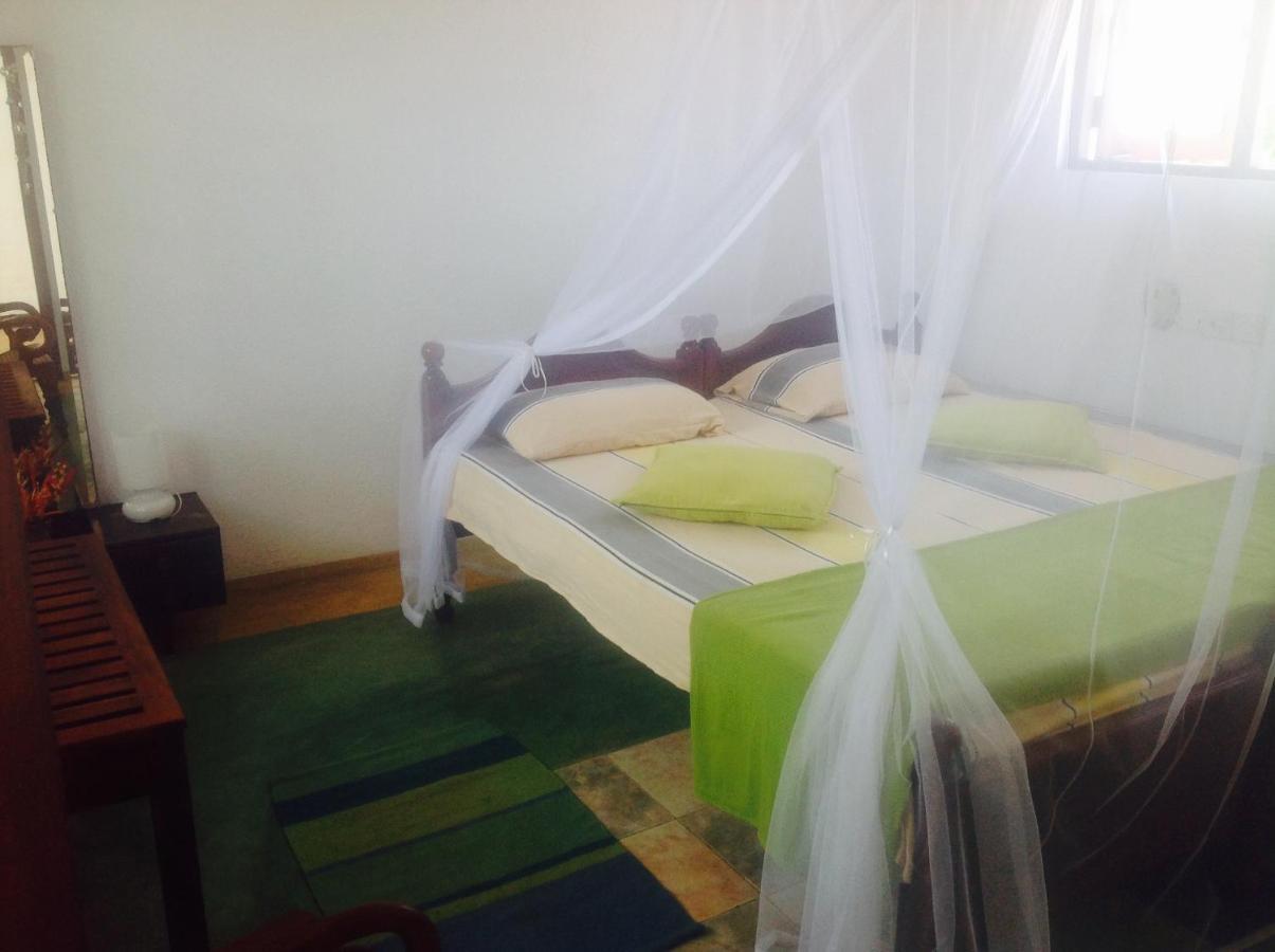 Samans Guesthouse Тангалла Экстерьер фото